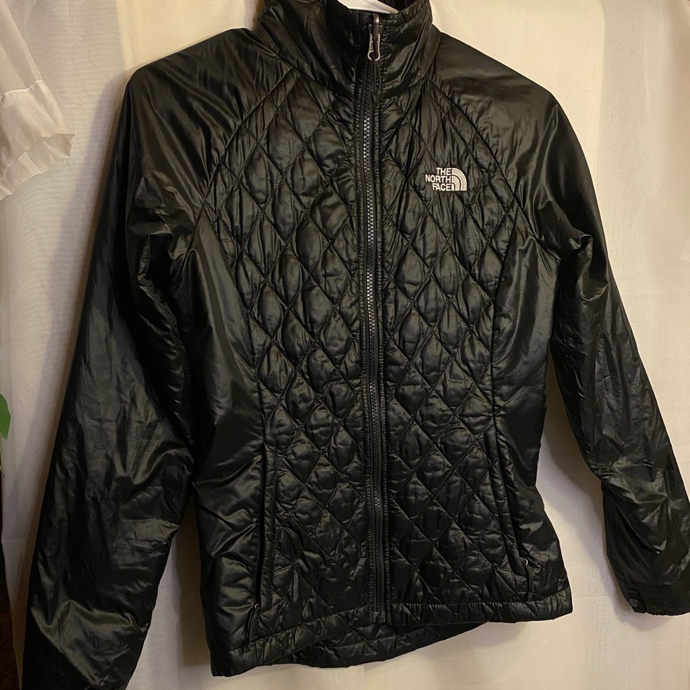!! NEW NORTH FACE JACKET !!